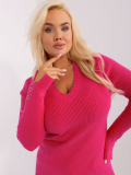 Elegantný dámsky sveter s výstrihom V Charlie – PM-SW-PM-3770.30