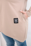 Oversize blúzka s dlhším zadným dielom a dlhým rukávom model 25570