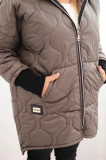 Prešívaná zimná oversize bunda s kapucňou a vreckami model 5419 
